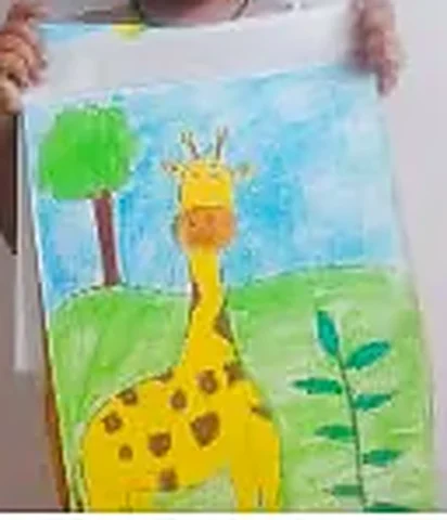 Student drawing of a giraffe